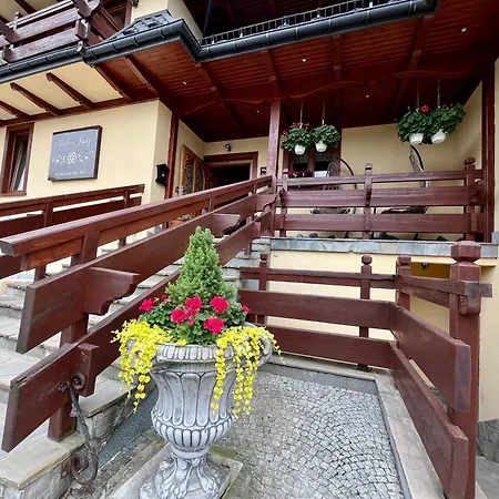 住宿加早餐酒店 U Jadzi 3*